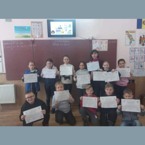 Premianții etapei locale a proiectului educaţional – concurs „Surprize de Crăciun, 2021”