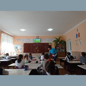 Ore publice la câteva materii în clasele a V-a și a II-a