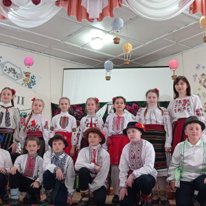 Activitatea extracurricularā ,,Dor de tradiții”