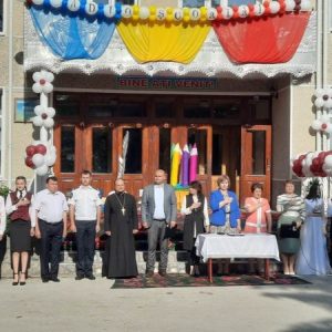 Adio, anii de gimnaziu! Adio, copilărie!
