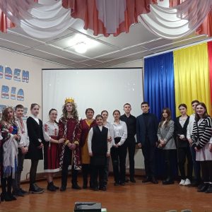 Activitatea nonformală istorică cu genericul „În tandem cu istoria – 100 zile”